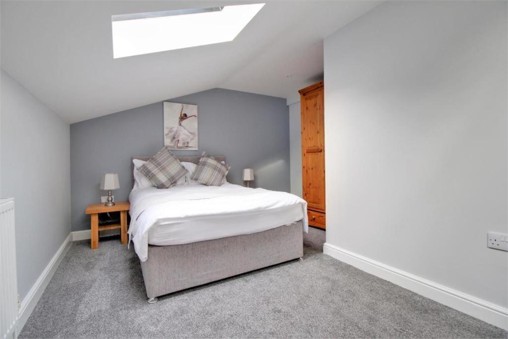 Nelson By The Docks Serviced Apartments By Roomsbooked Gloucester Dış mekan fotoğraf