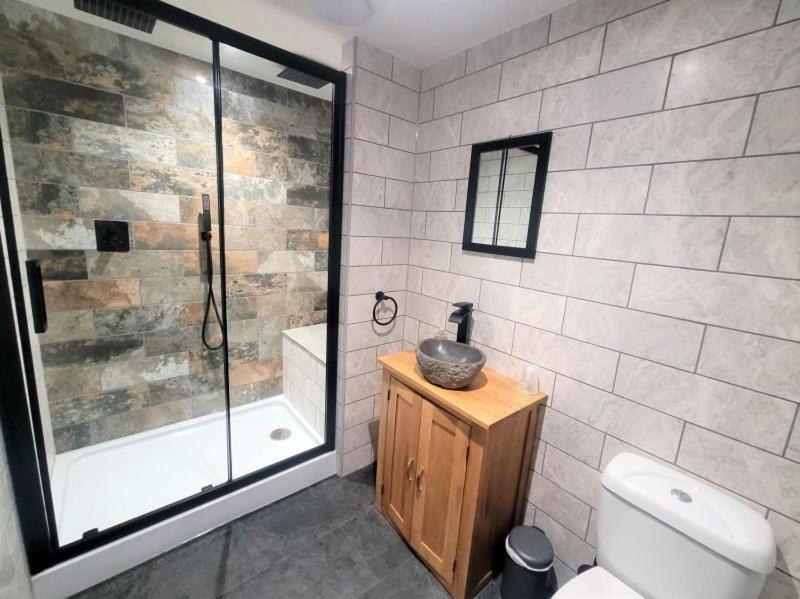 Nelson By The Docks Serviced Apartments By Roomsbooked Gloucester Dış mekan fotoğraf