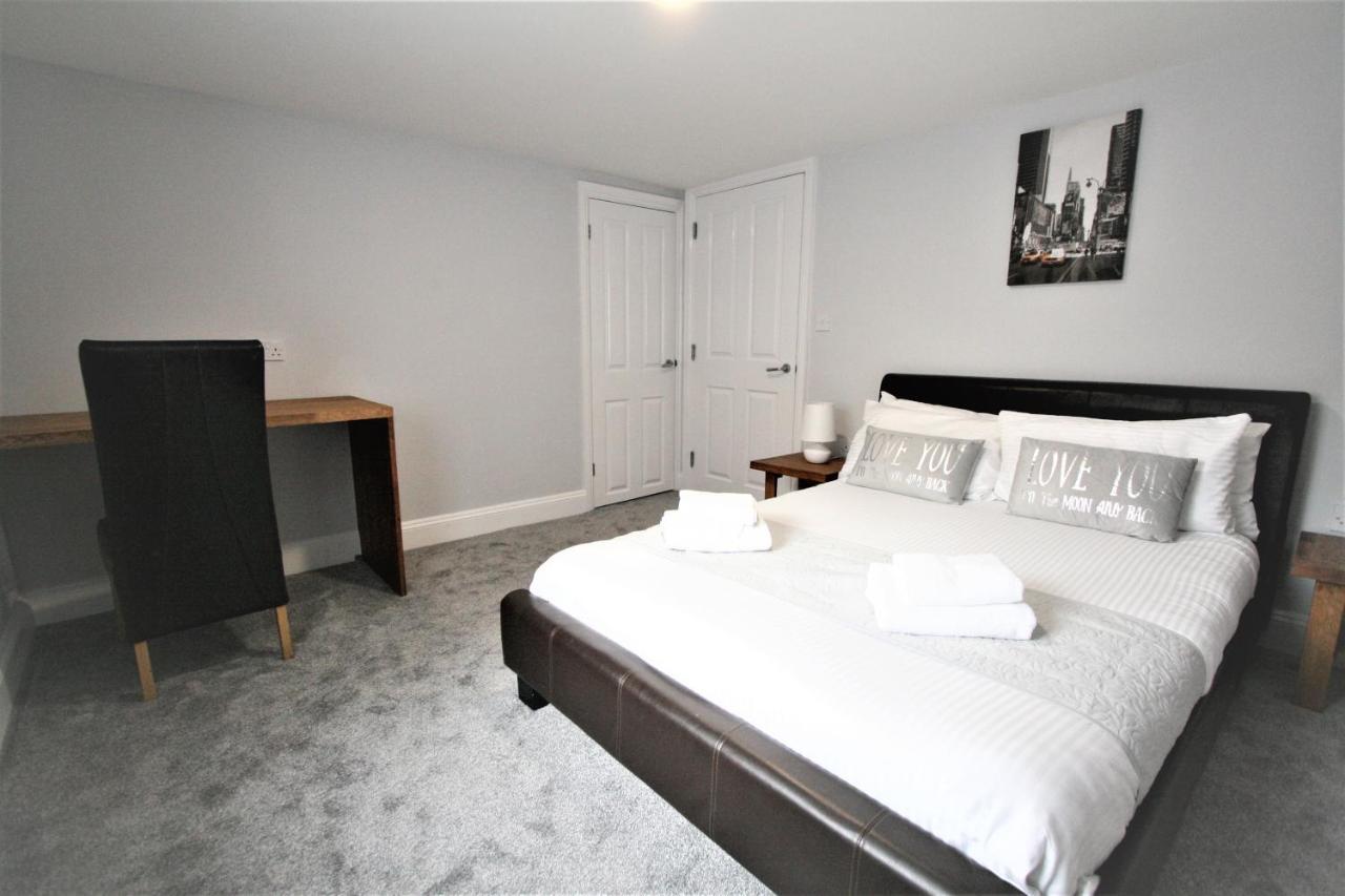Nelson By The Docks Serviced Apartments By Roomsbooked Gloucester Dış mekan fotoğraf
