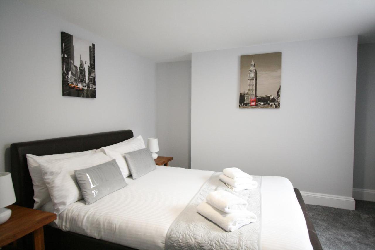 Nelson By The Docks Serviced Apartments By Roomsbooked Gloucester Dış mekan fotoğraf